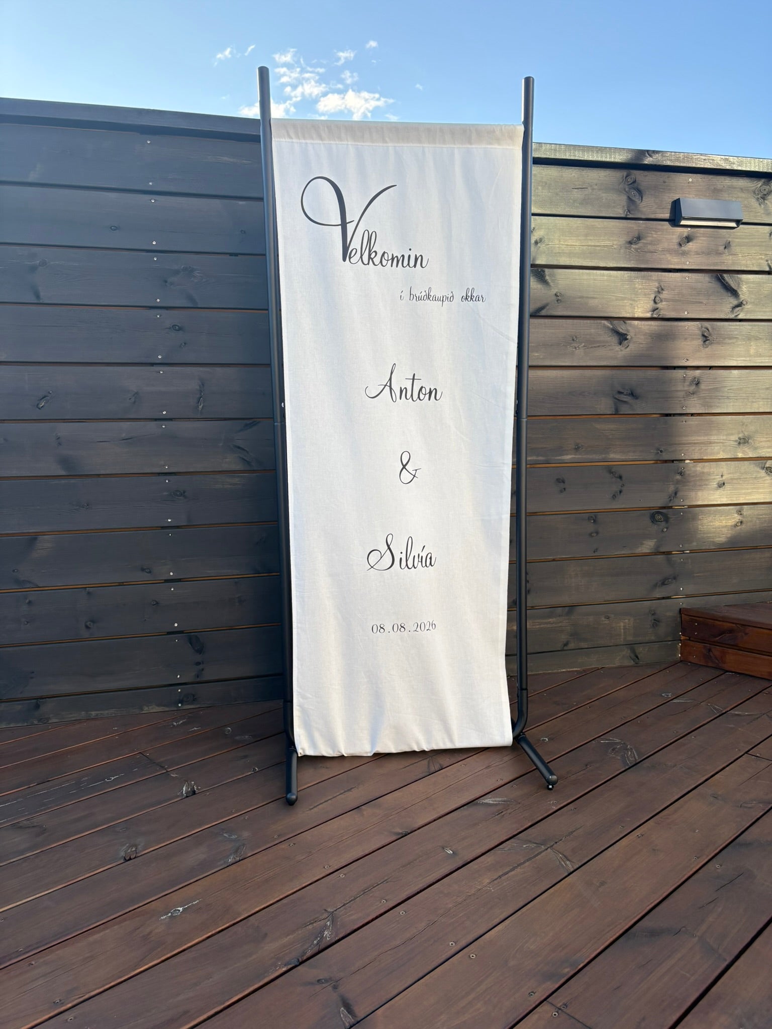 Velkomin skilti